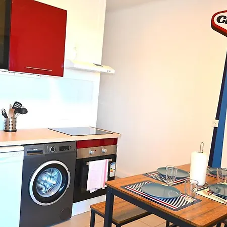 Class&vintage 10mn Airport Cdg/astérix/chantilly